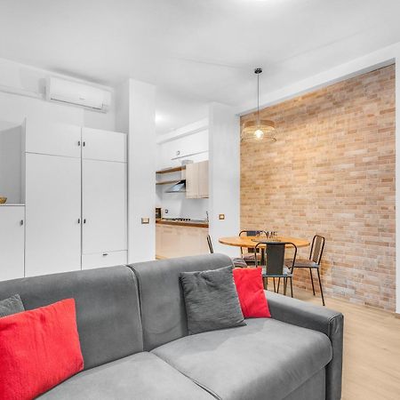 Ris161 -Modern Apartment Equipped With All Comfort- Sesto San Giovanni Esterno foto